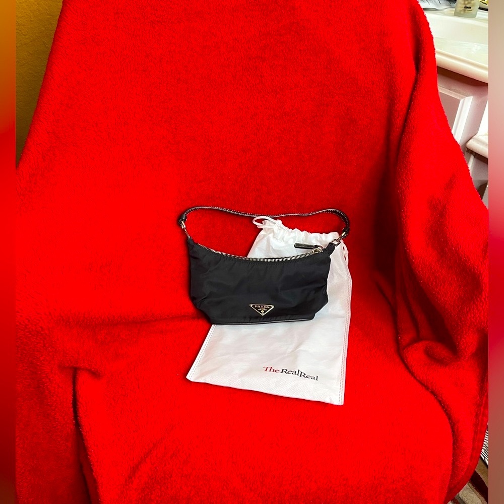 Vintage Prada Black Shoulder Bag Modern Minimalist Design - Picture 3 of 12